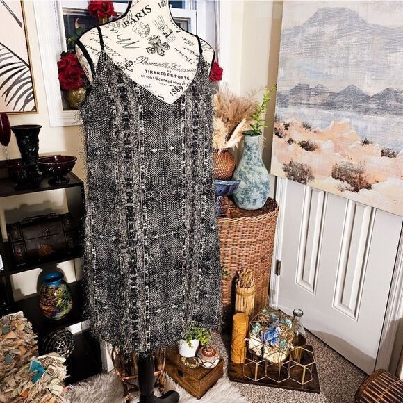 New Guess Fuzzy Goldie Sexy A- Line Slip Dress. - Picture 6 of 15
